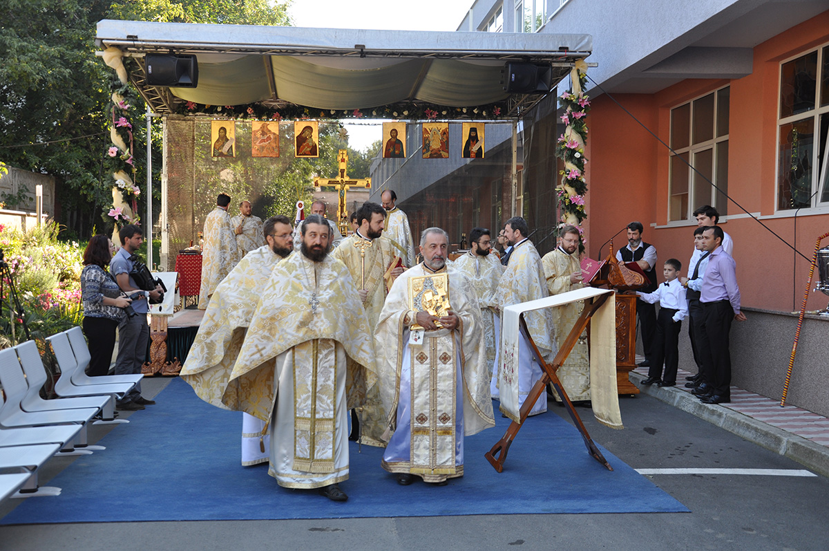 IPS Teofan a sfințit paraclisul Institutului Regional de Oncologie din Iași