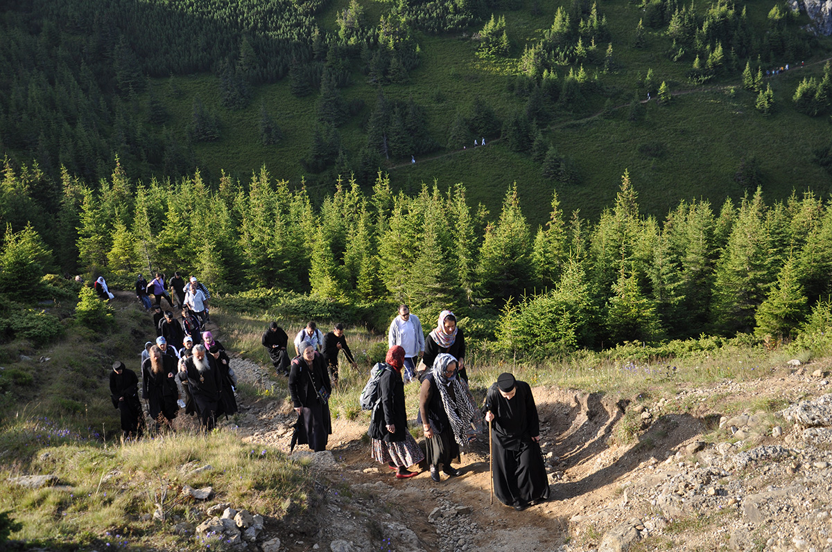 Hramul Mănăstirii Ceahlău - sărbătoarea credinței și a nevoinței duhovnicești