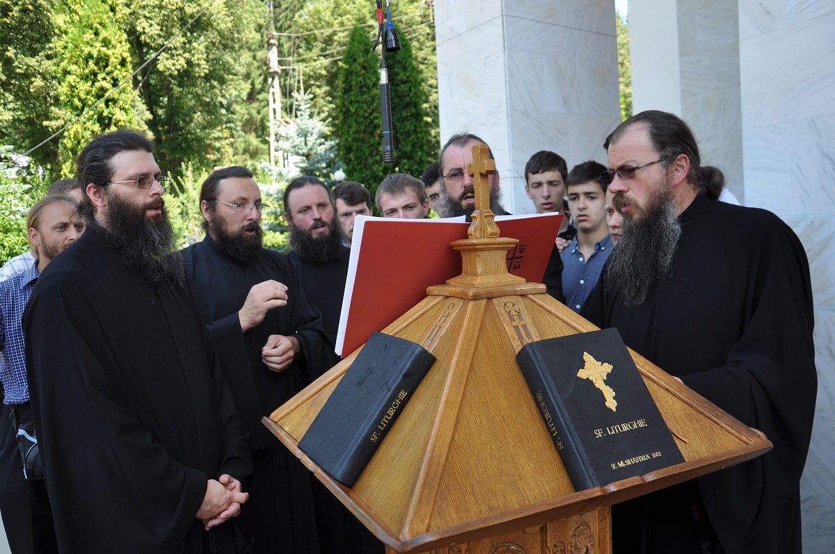 IPS Teodosie, la hramul Mănăstirii Sihăstria: „Sfânta Teodora este cea mai aleasă dintre sfinții cuvioși ai țării noastre”