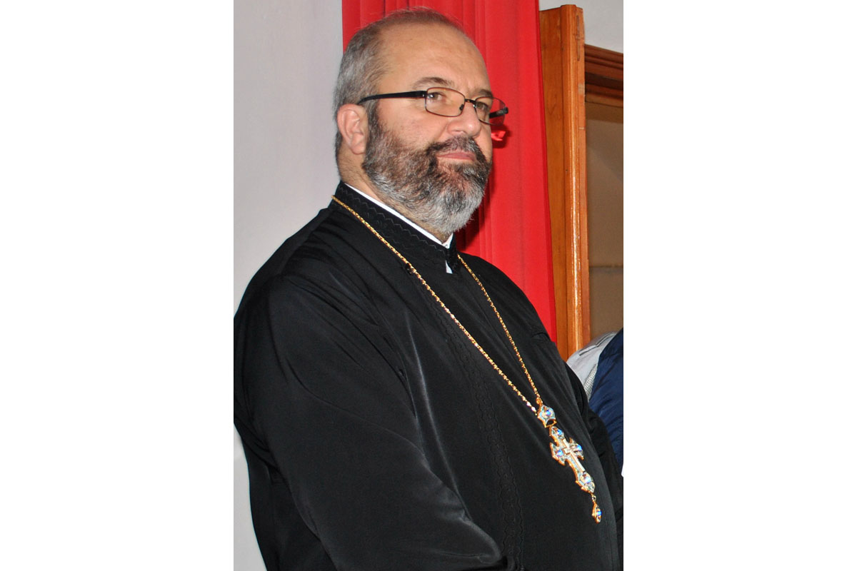 „Tinerii sunt chemaţi să lupte pentru veşnicia lor”