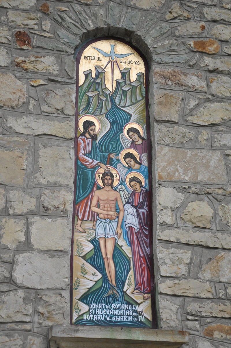 Biserica parohiei Cuiejdiu-Gârcina, resfințită de IPS Mitropolit Teofan