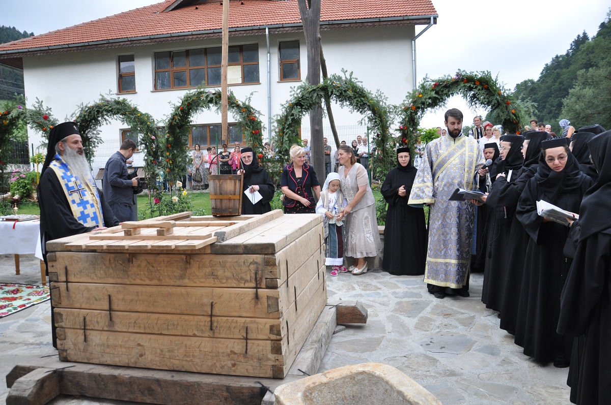 Noul „Muzeu vivant” al Mănăstirii Agapia, sfințit de către IPS Mitropolit Teofan