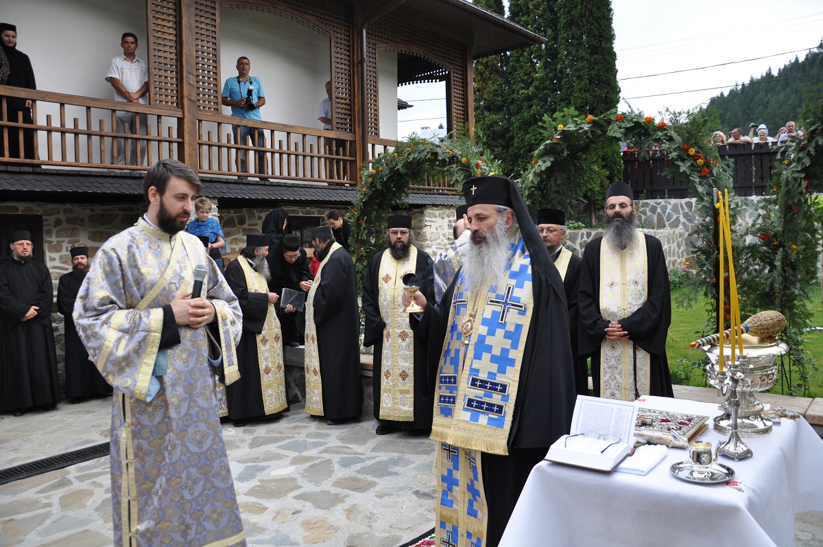 Noul „Muzeu vivant” al Mănăstirii Agapia, sfințit de către IPS Mitropolit Teofan