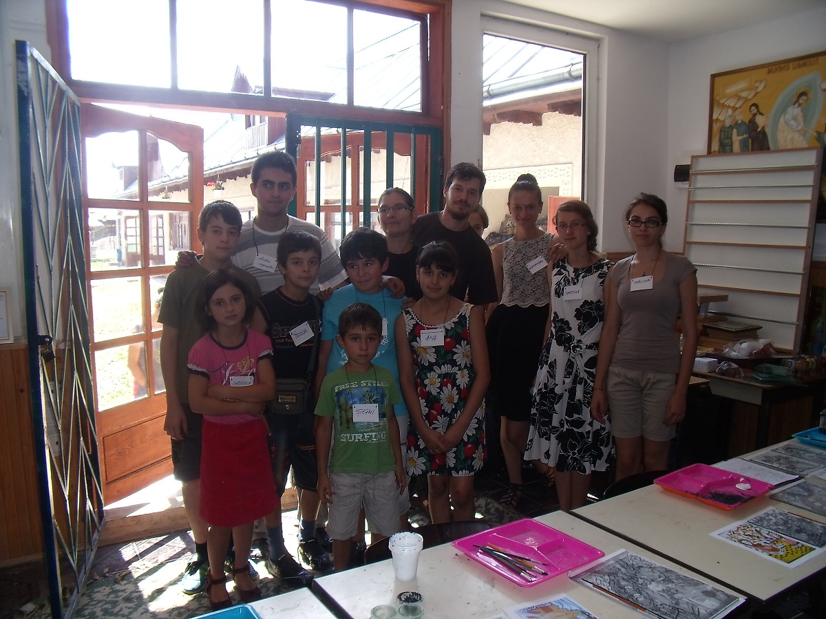 Tabăra de creație „Dăruind vei dobândi”, la parohia Filioara din Târgu Neamț