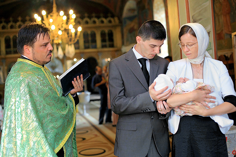 Fotografie realizată de Claudiu Pântea Cum se cuvine să se aleagă naşii la Botez şi la Cununie şi ce datorii au naşii faţă de finii lor?