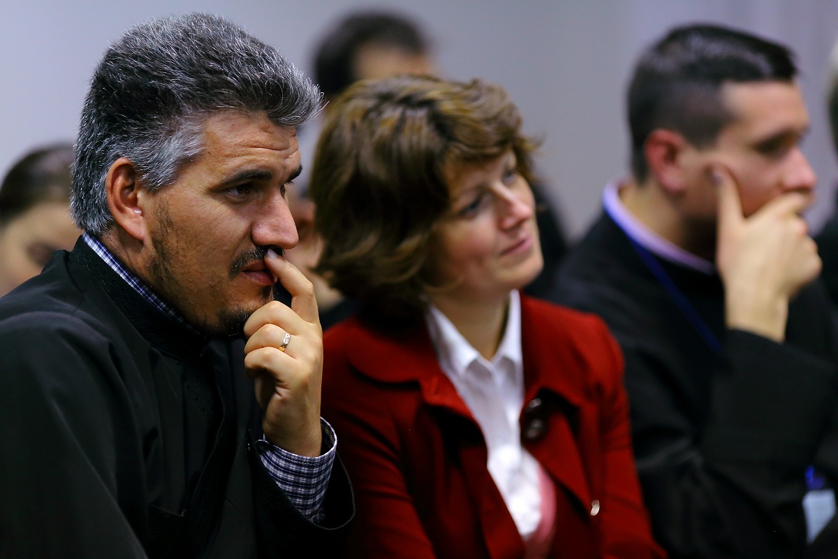 „Familia - realizarea pe pământ a tainei Preasfintei Treimi“