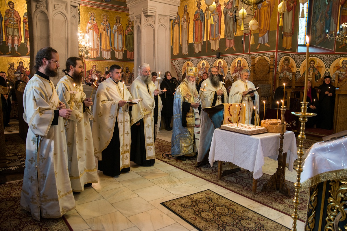 Simpozion internaţional la Mănăstirea Putna