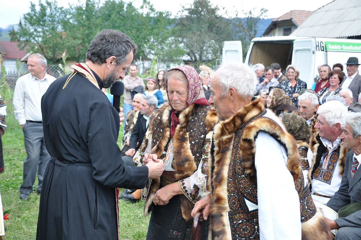 "Sadova este un loc binecuvântat de Dumnezeu" "Sadova este un loc binecuvântat de Dumnezeu"