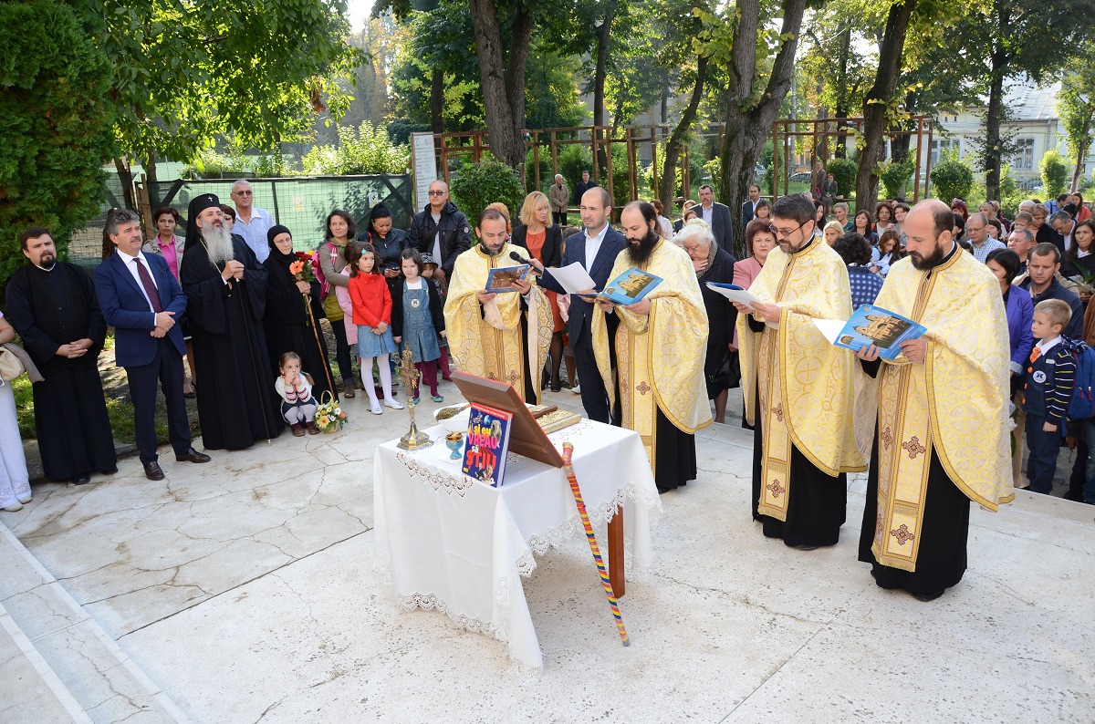 Binecuvântarea noului an şcolar la Școala „Varlaam Mitropolitul“