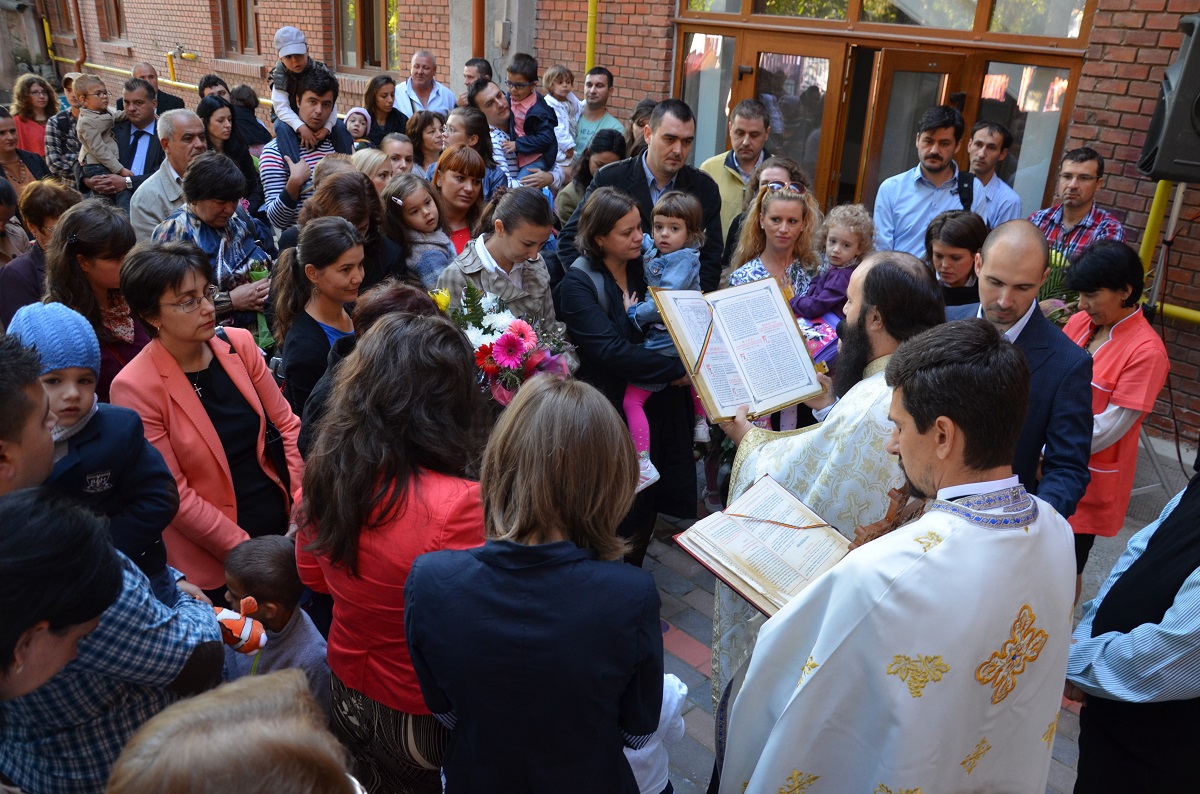 „Raportați-vă la copiii voștri ca la darurile lui Dumnezeu”