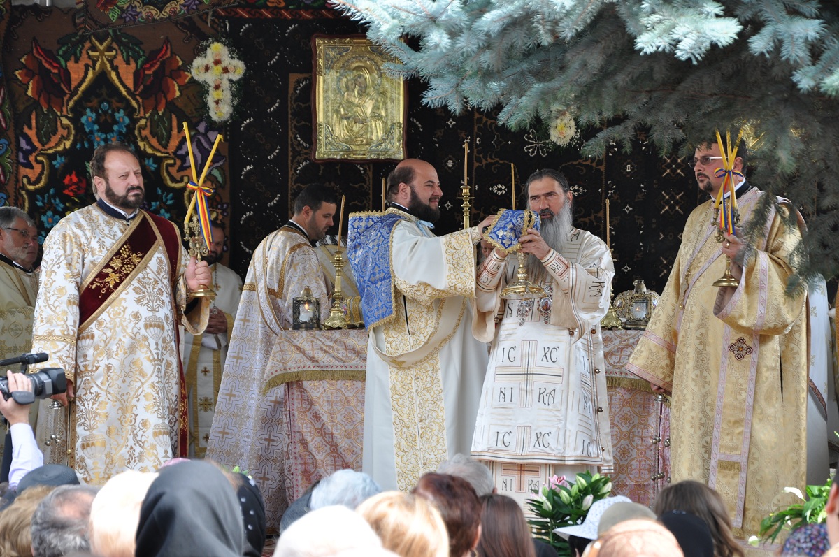 Zi istorică la catedrala oraşului Câmpulung Moldovenesc