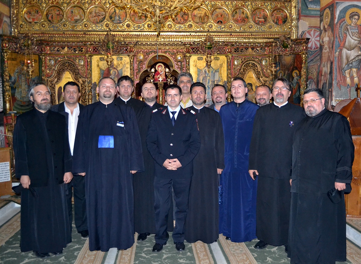 Preoţii militari din cadrul MAI s-au reunit la Suceava