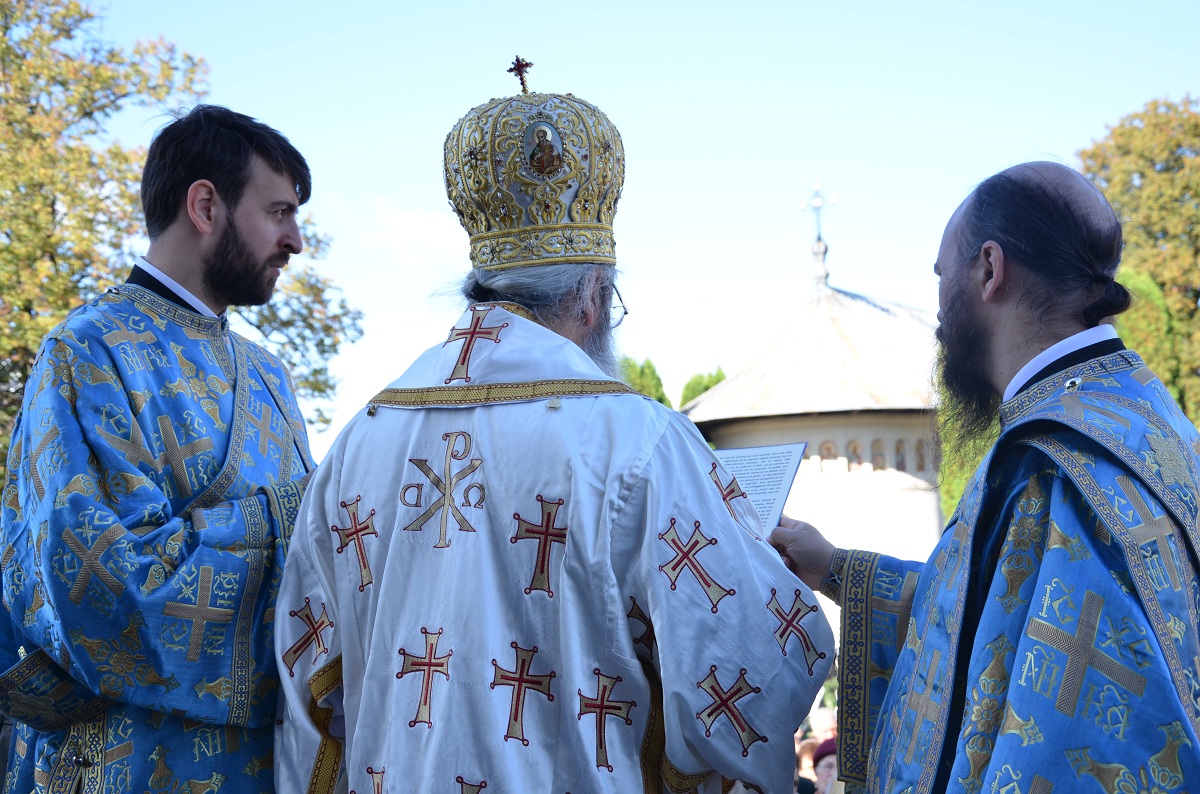 Biserica Mănăstirii Gorovei, resfințită de IPS Mitropolit Teofan