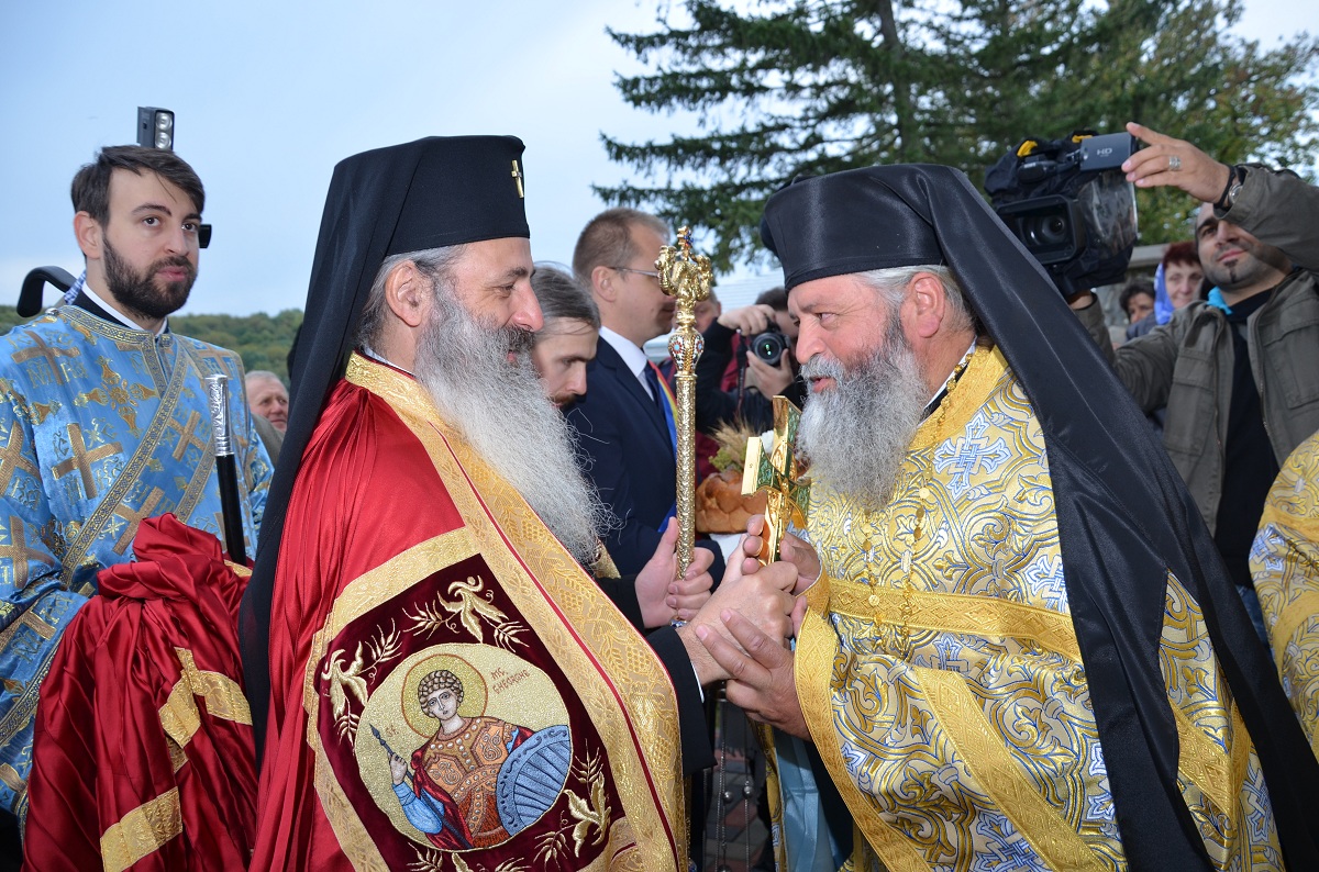 Biserica Mănăstirii Gorovei, resfințită de IPS Mitropolit Teofan