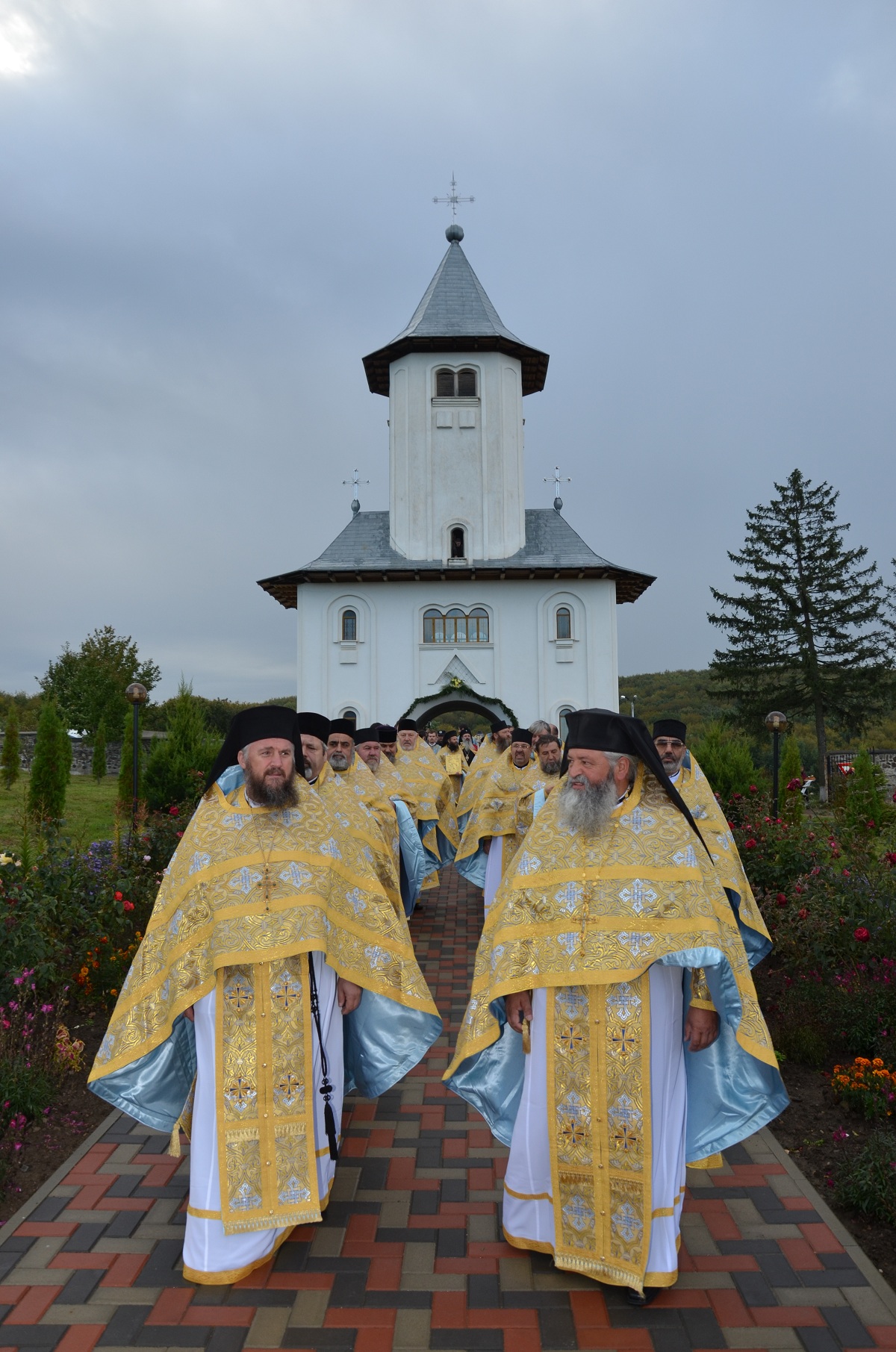 Biserica Mănăstirii Gorovei, resfințită de IPS Mitropolit Teofan