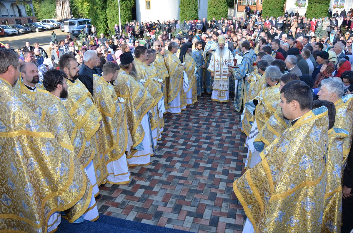 Biserica Mănăstirii Gorovei, resfințită de IPS Mitropolit Teofan