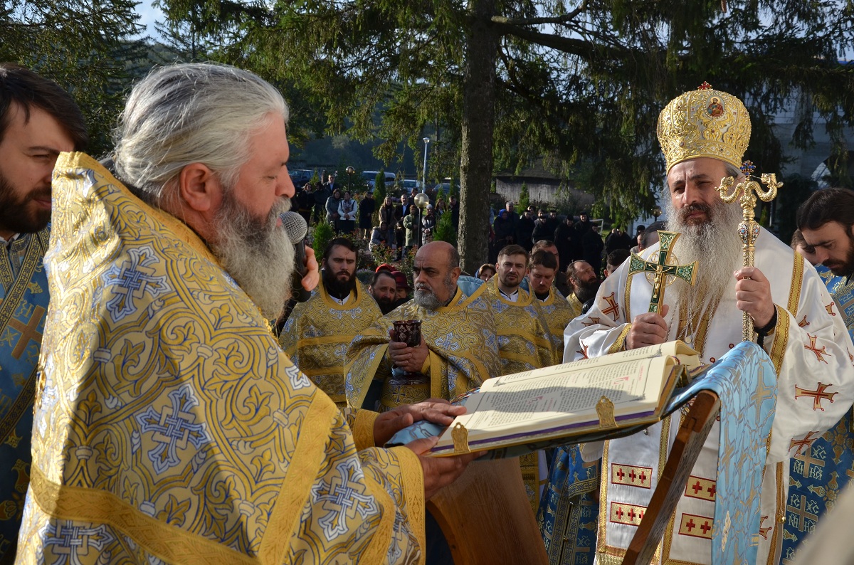 Biserica Mănăstirii Gorovei, resfințită de IPS Mitropolit Teofan