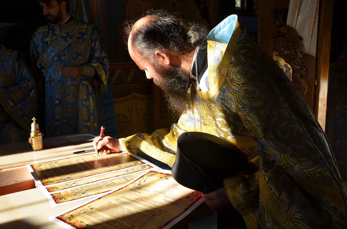 Biserica Mănăstirii Gorovei, resfințită de IPS Mitropolit Teofan