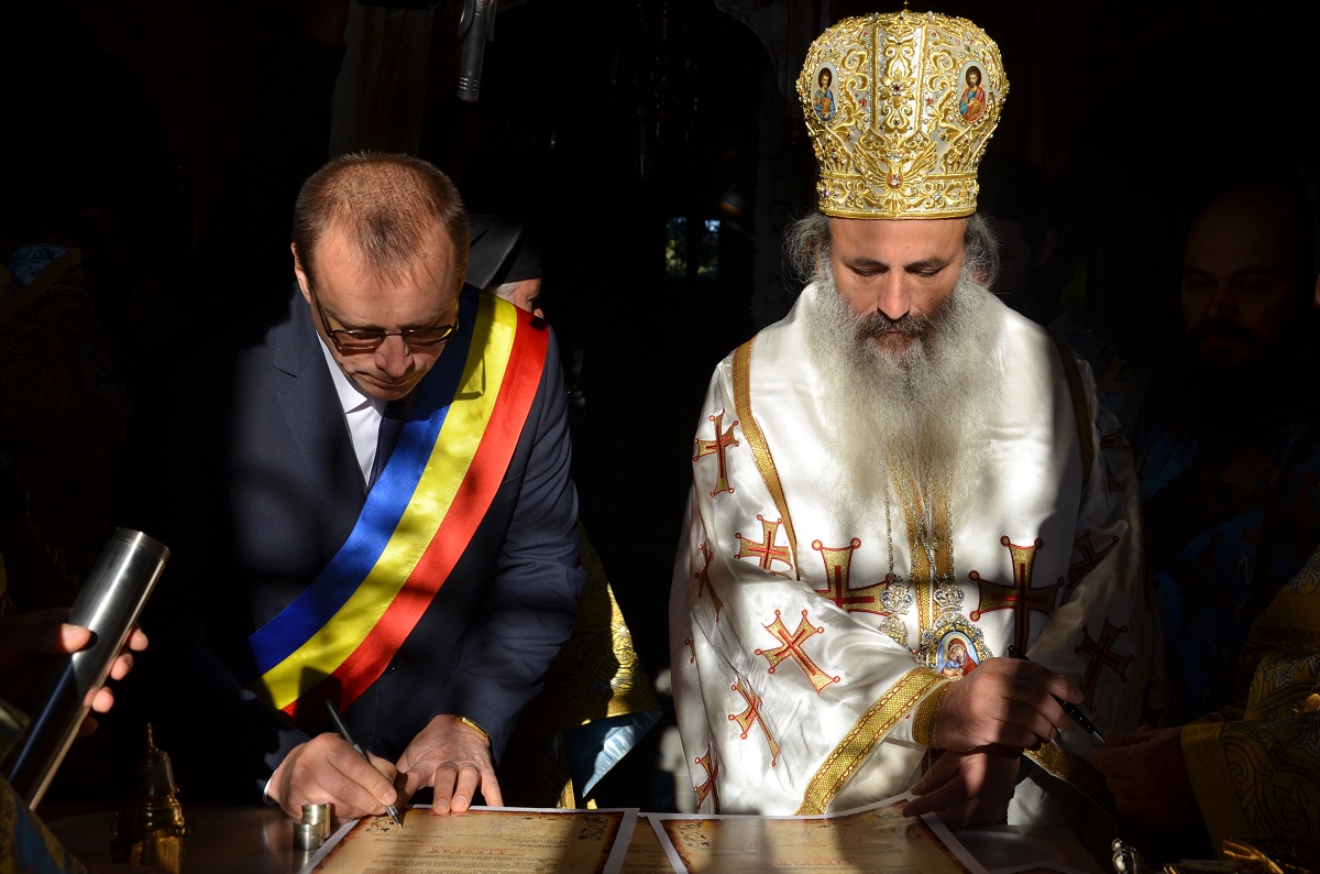 Biserica Mănăstirii Gorovei, resfințită de IPS Mitropolit Teofan