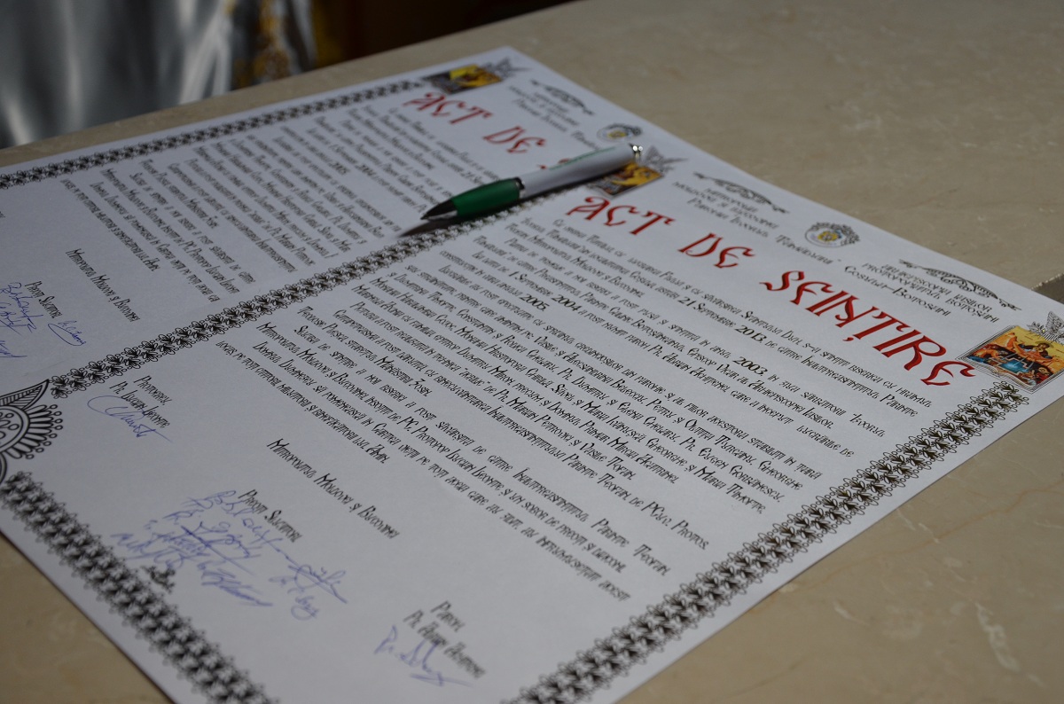 Biserica „Izvorul Tămăduirii” din localitatea Coșula, sfințită de IPS Mitropolit Teofan Biserica „Izvorul Tămăduirii” din localitatea Coșula, sfințită de IPS Mitropolit Teofan