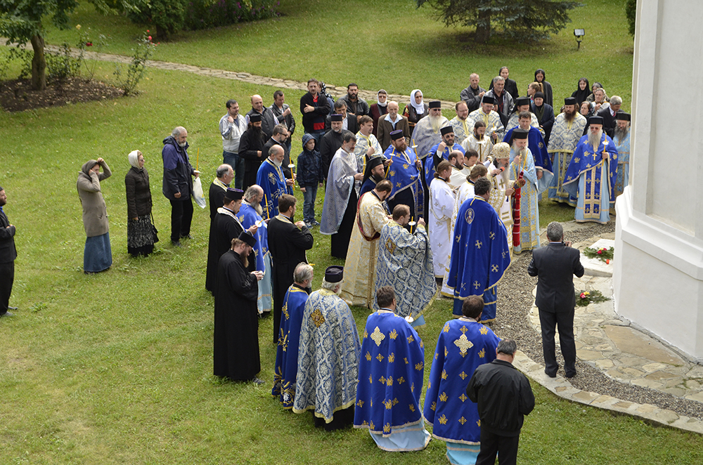 Hram la Mănăstirea Secu: „Sfinții nu se despart niciodată de locurile în care au petrecut”