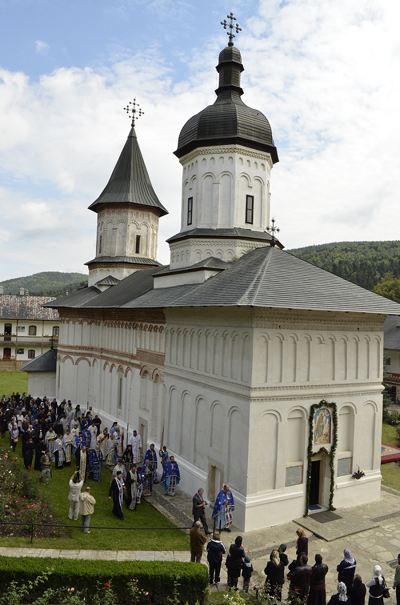 Hram la Mănăstirea Secu: „Sfinții nu se despart niciodată de locurile în care au petrecut”