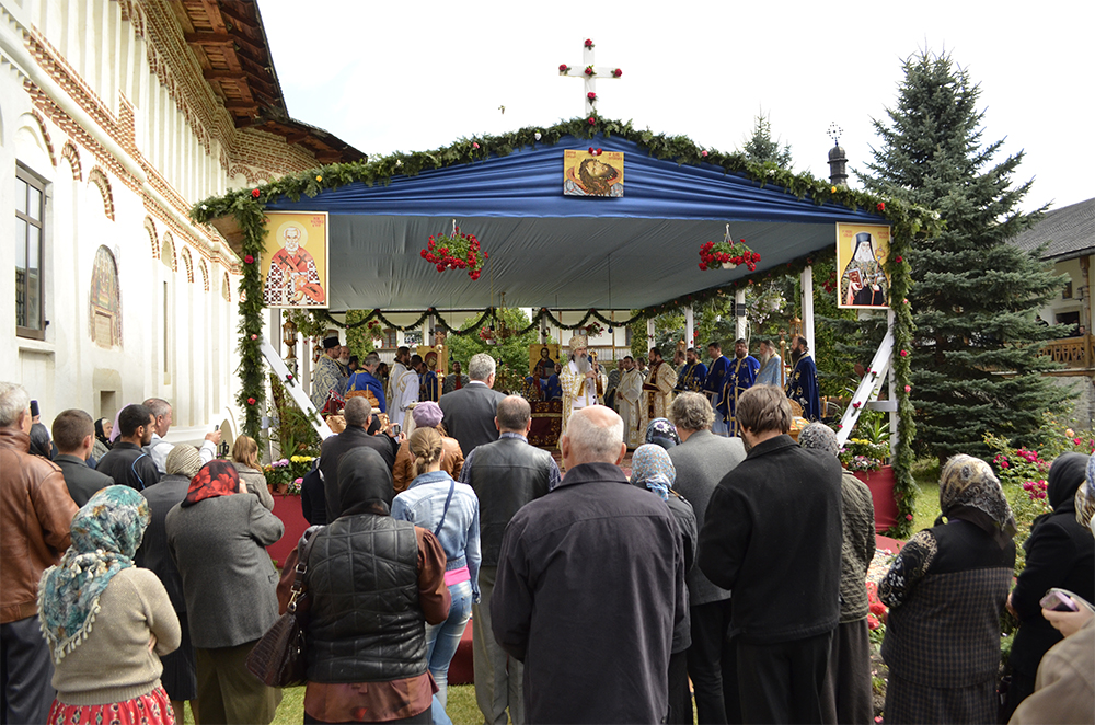 Hram la Mănăstirea Secu: „Sfinții nu se despart niciodată de locurile în care au petrecut”