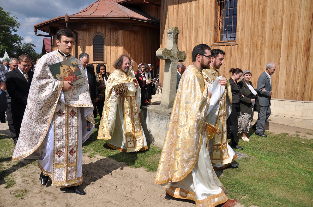 Tradiţii de Sfânta Maria Mică în parohia Capu Satului