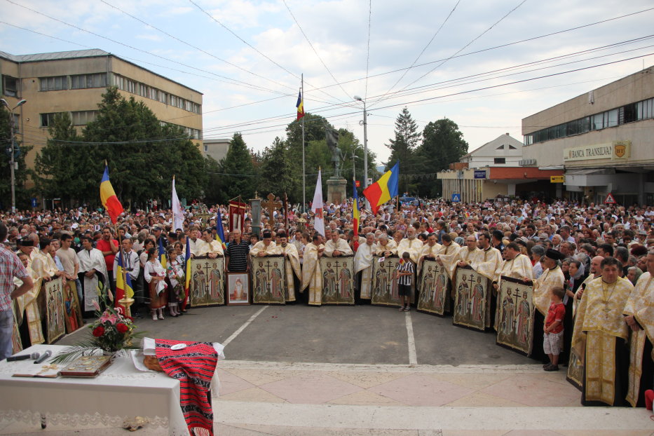 Primul pelerinaj religios pe străzile oraşului Buhuşi