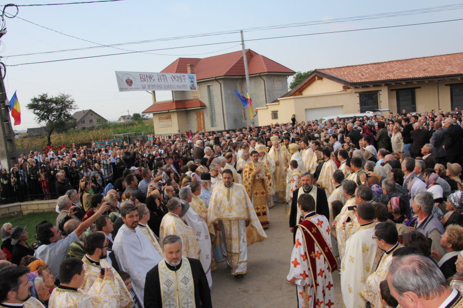 Biserica parohiei Cotu Vameş a fost sfinţită