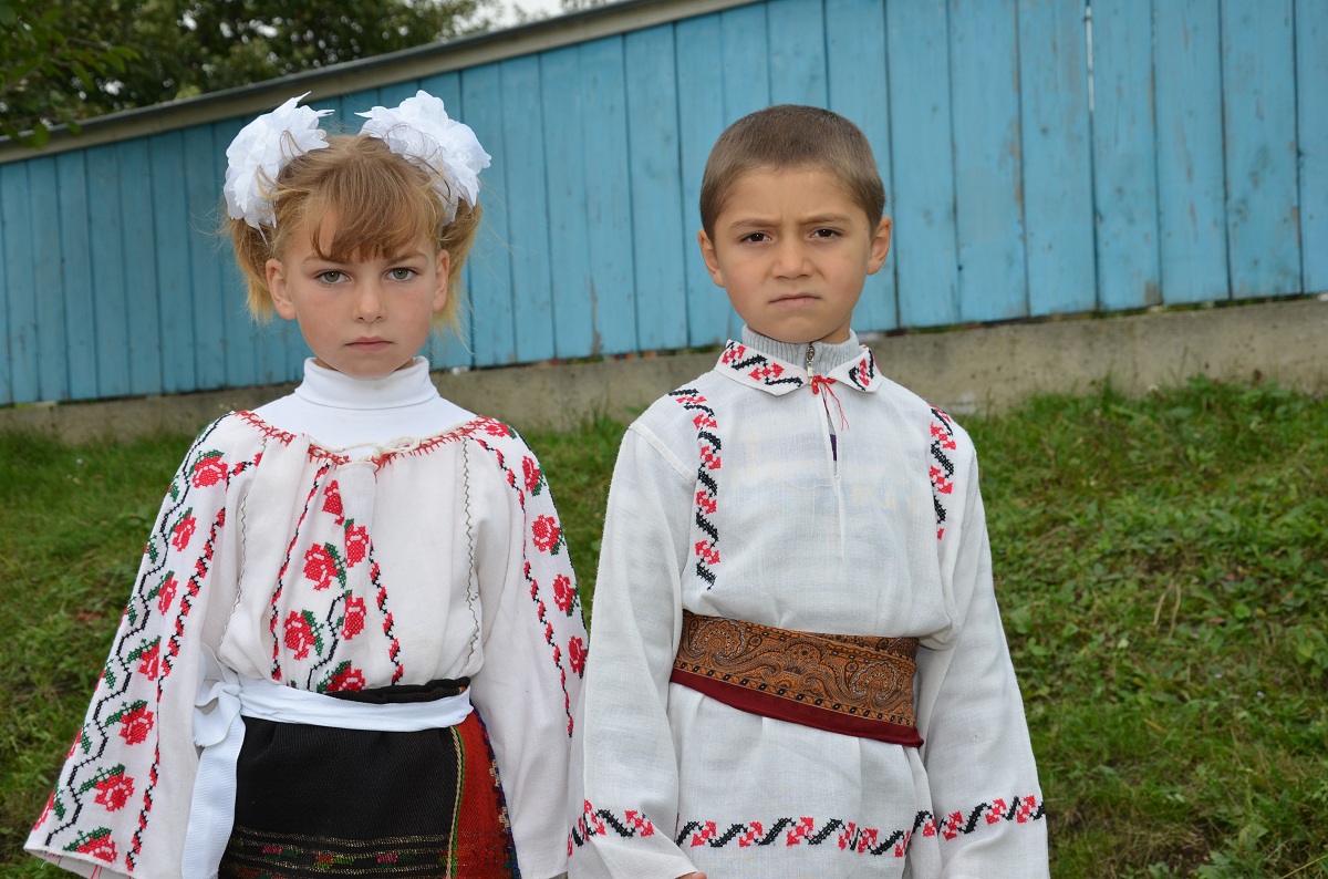 Sfințire de casă parohială și de troiță, la Călugărenii Vechi