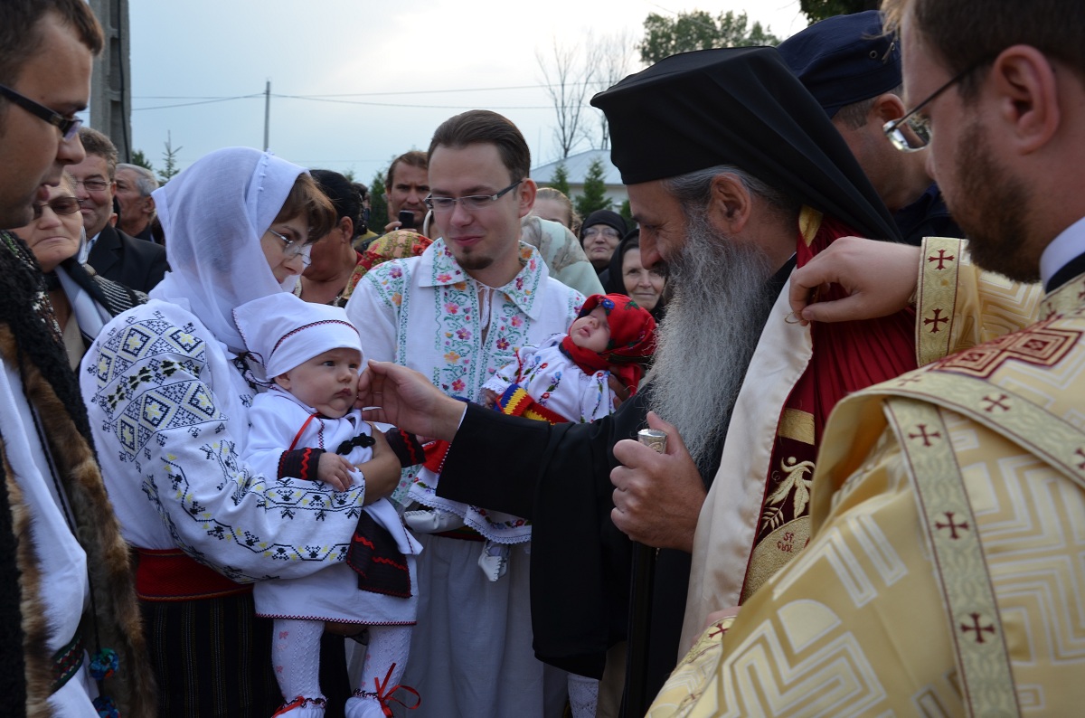 Parohia botoșăneană Cătămărăşti Deal, la ceas de sărbătoare