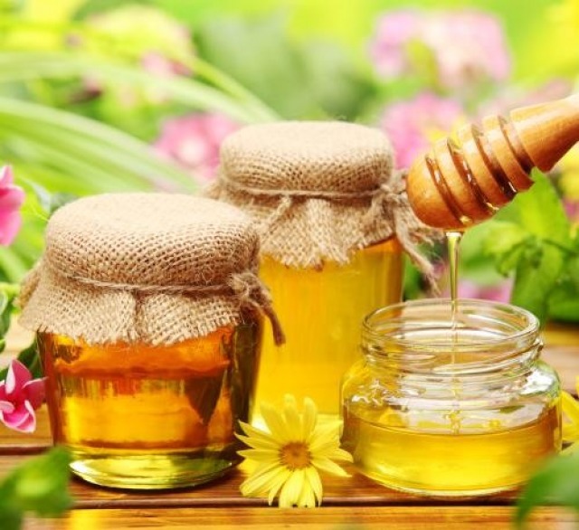 &quot;Festivalul Mierii de Albine&quot; la Miercurea Ciuc