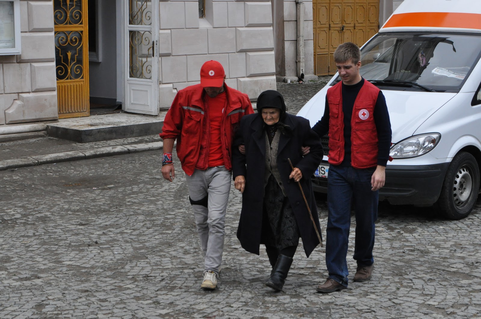 Voluntariat din partea Crucii Roşii la hramul Sfintei Parascheva