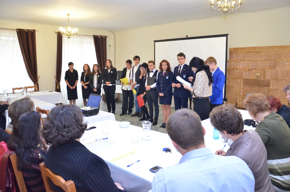 Concursul interdisciplinar „Religia în dimensiune virtuală” și-a desemnat câștigătorii