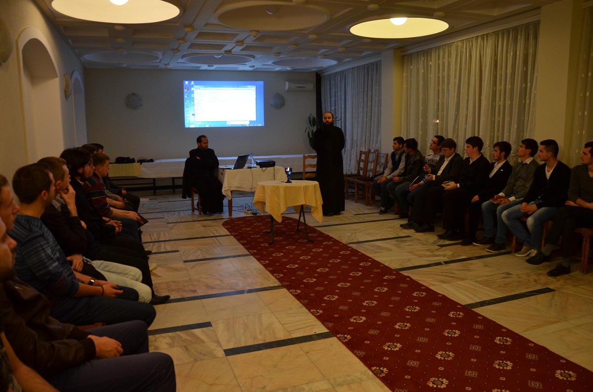 Conferință susținută de pr. Ioan Florin Florescu, la Colegiul „Sfântul Nicolae”