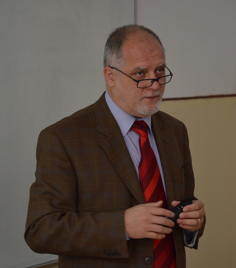 Răzvan Bucuroiu a conferențiat la Facultatea de Teologie din Iași