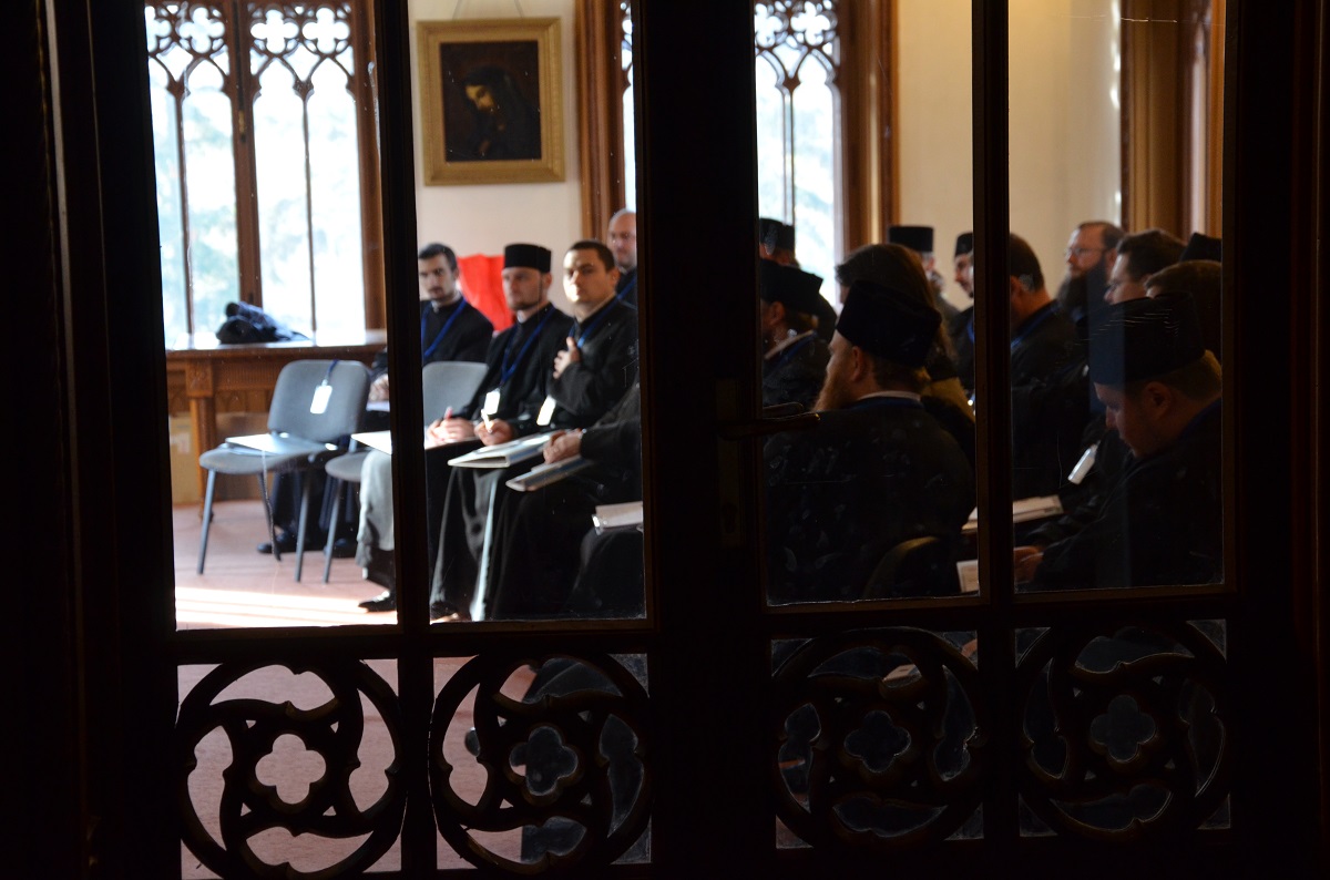 Cursuri pentru obţinerea gradelor profesionale în preoţie, la Miclăuşeni