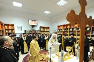 Inaugurarea depozitului de colportaj Lumini de sărbători