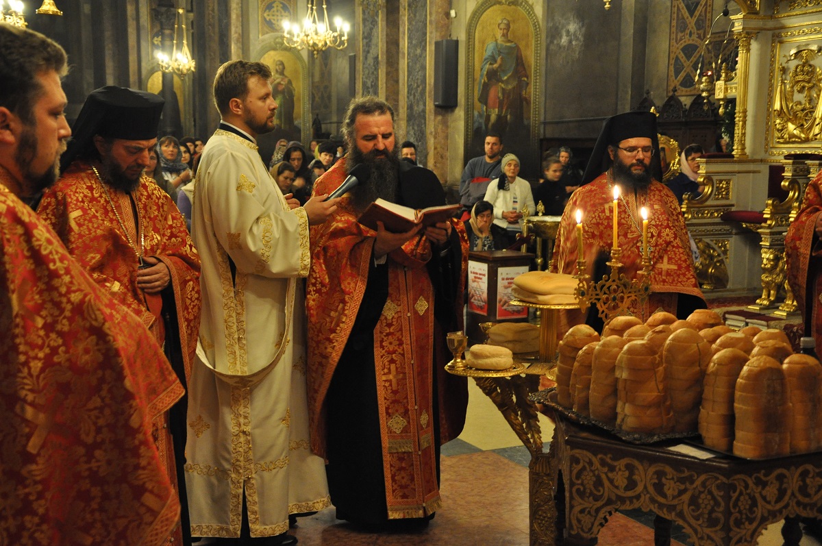 Priveghere în cinstea Aducerii moaştelor Sfântului Andrei la Iaşi