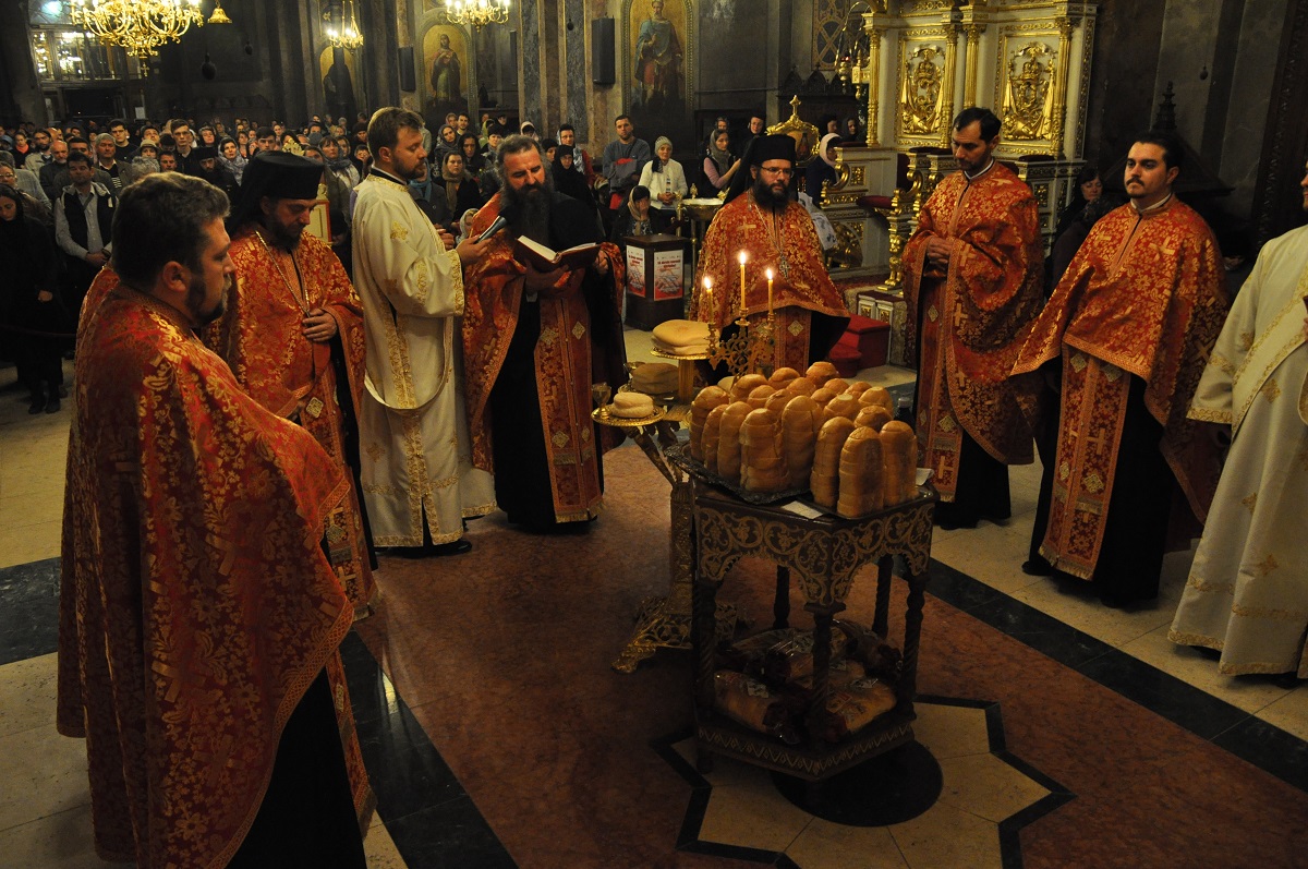 Priveghere în cinstea Aducerii moaştelor Sfântului Andrei la Iaşi