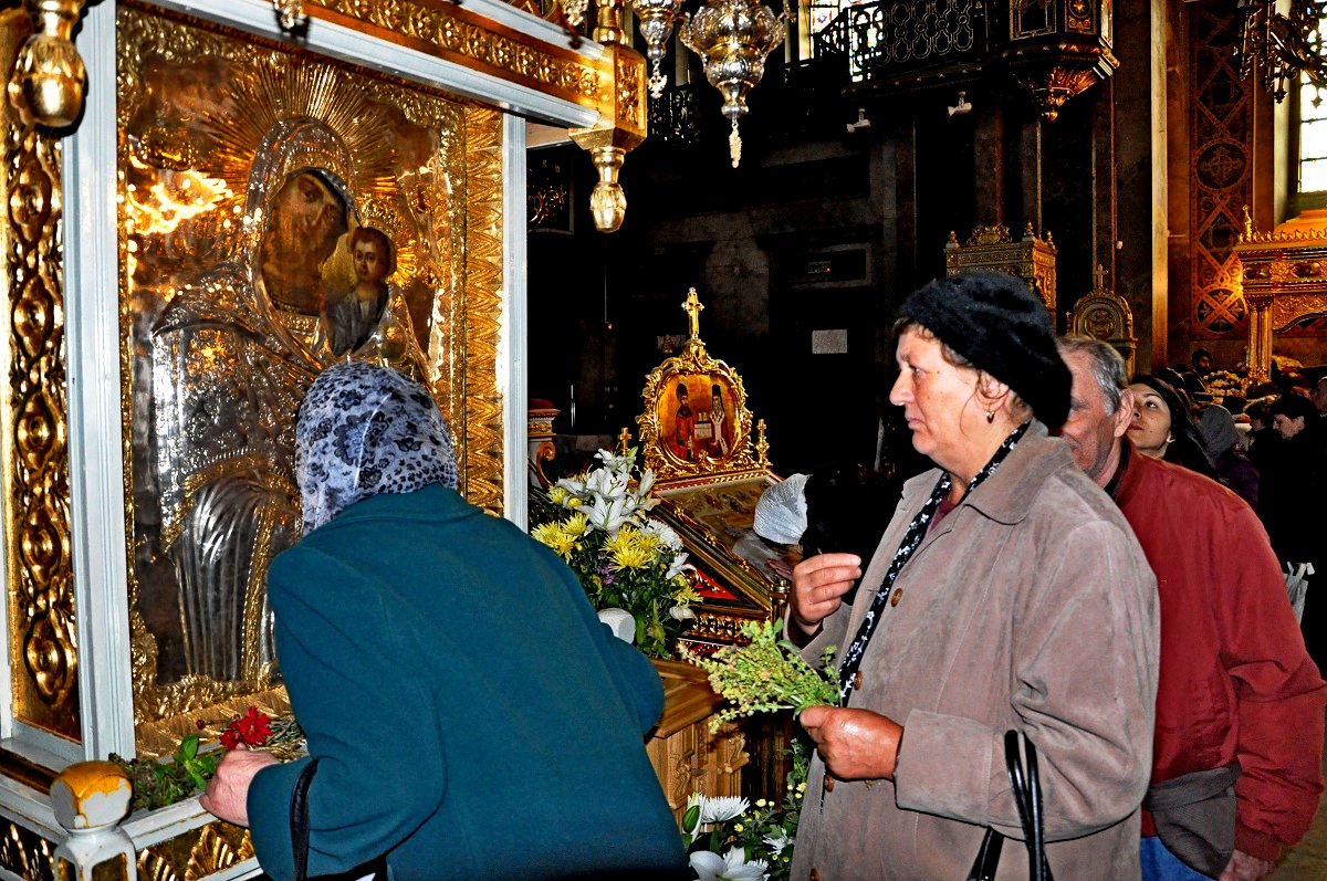 Pelerinaj la racla Sfintei Parascheva