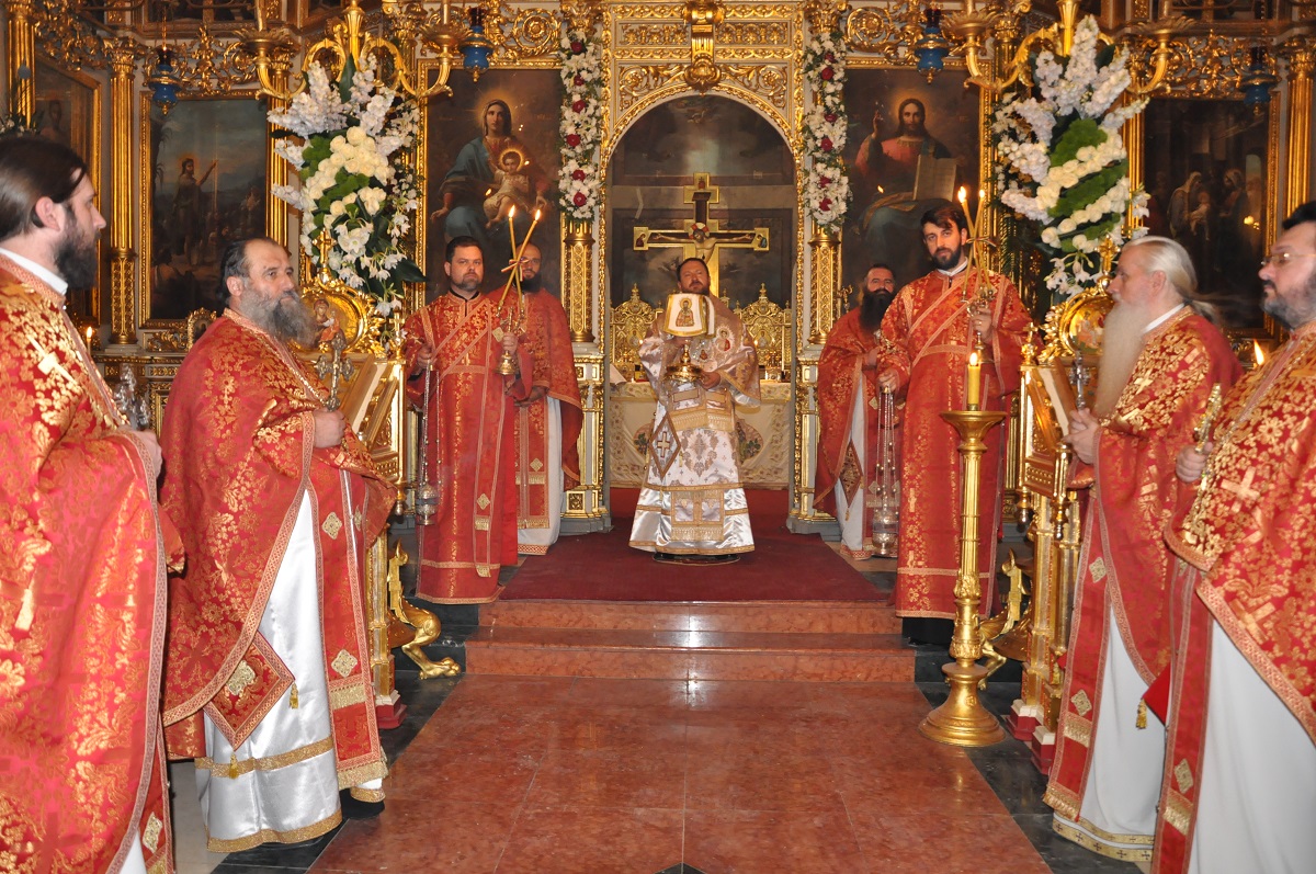 Slujbe arhiereşti la Catedrala mitropolitană din Iaşi