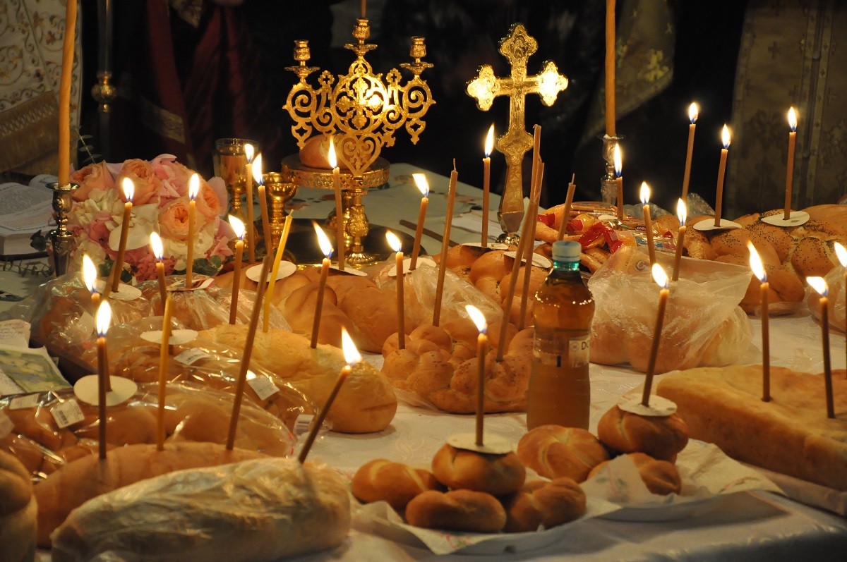 PS Varlaam Ploieşteanul, la hramul Bisericii &quot;Sfânta Parascheva&quot; din Iaşi