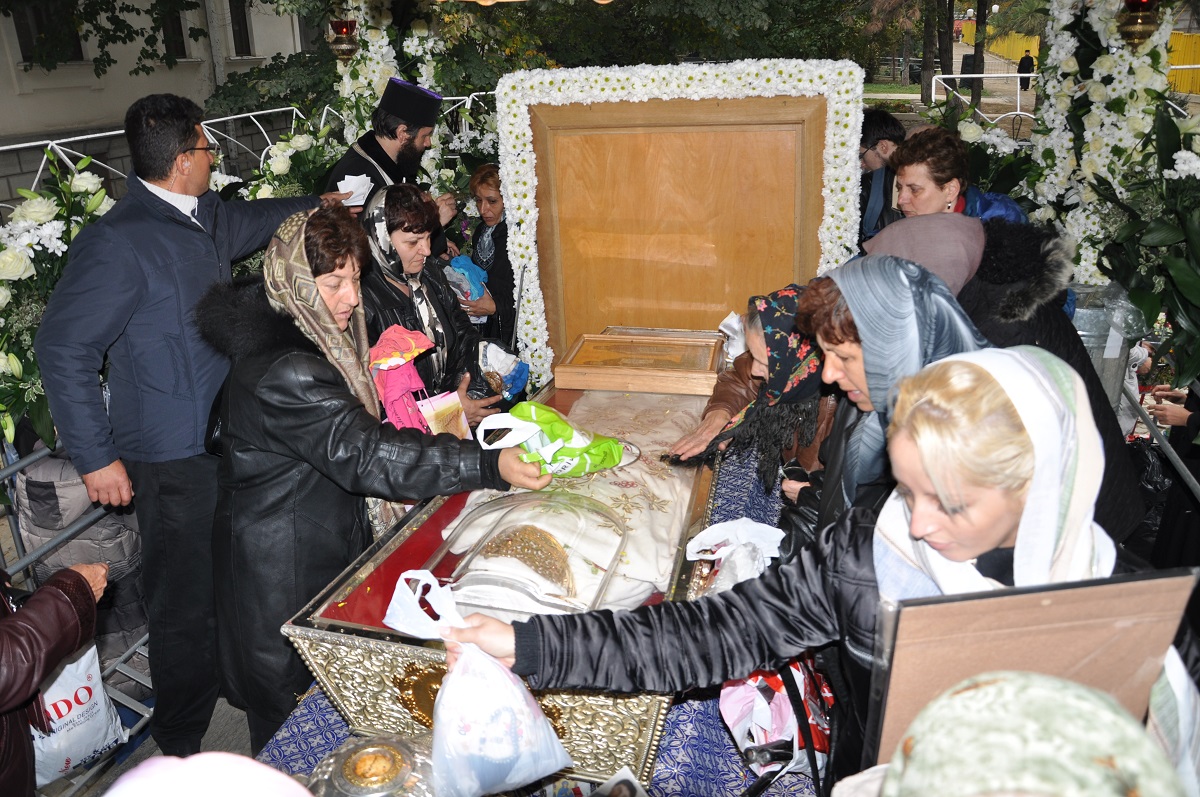 &quot;Aş veni în fiecare zi la Sfânta Parascheva&quot;