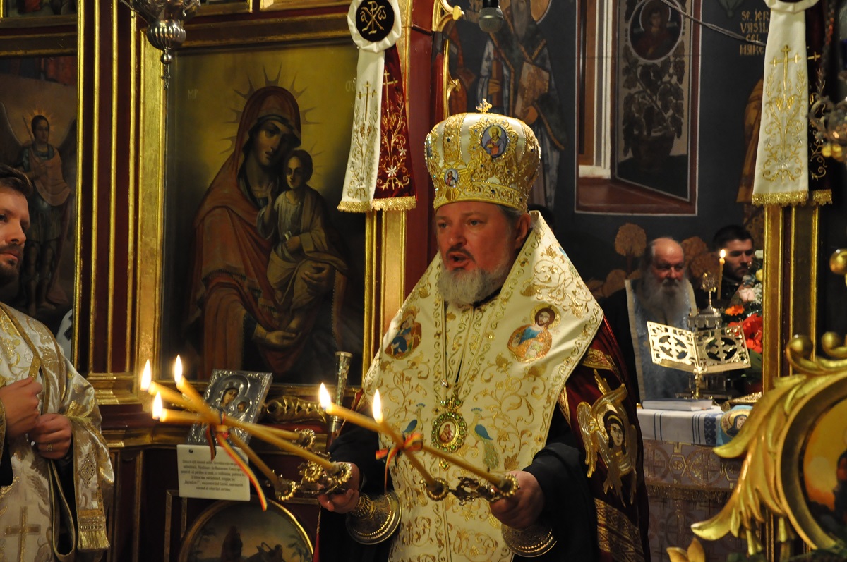 PS Varlaam Ploieşteanul, la hramul Bisericii &quot;Sfânta Parascheva&quot; din Iaşi