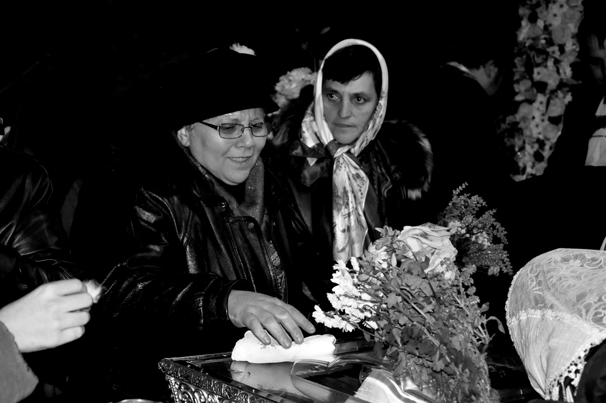 Sărbătorile Sfintei Parascheva se încheie astăzi