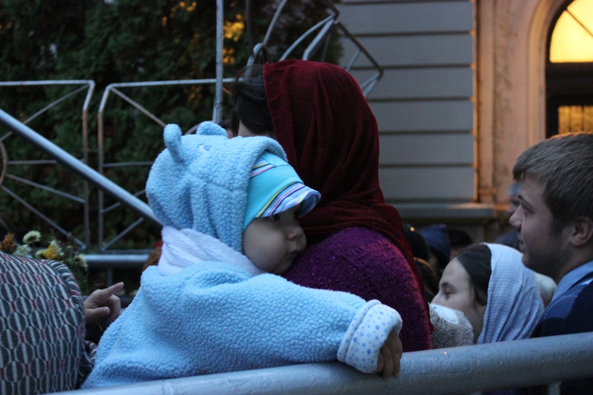 Jertfă şi mărturisire la moaştele Sfintei Parascheva Jertfă şi mărturisire la moaştele Sfintei Parascheva