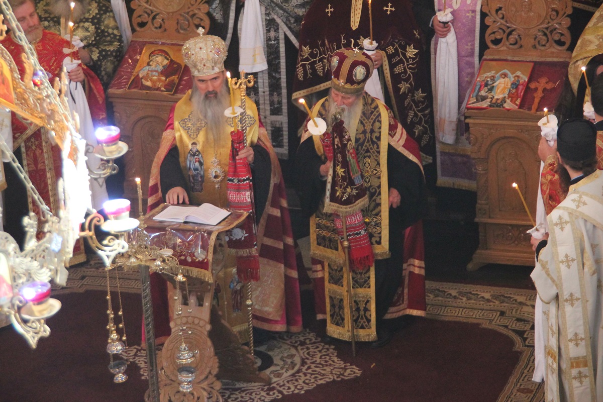 Preotul Vasile Nuţu a fost condus pe ultimul drum