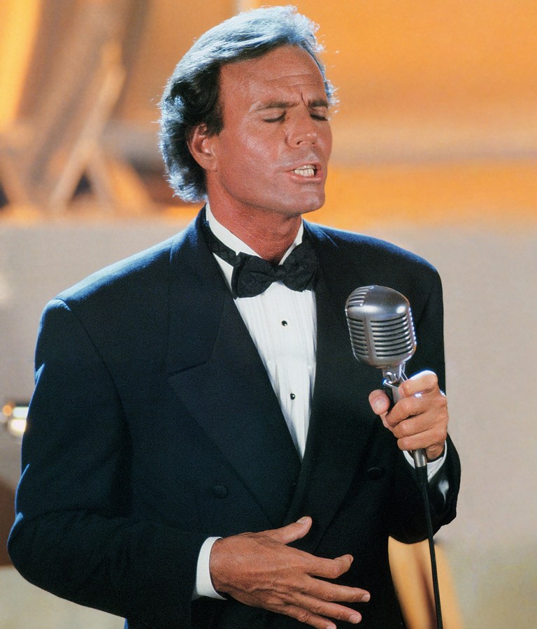 Julio Iglesias - primul concert cu intrare liberă din România